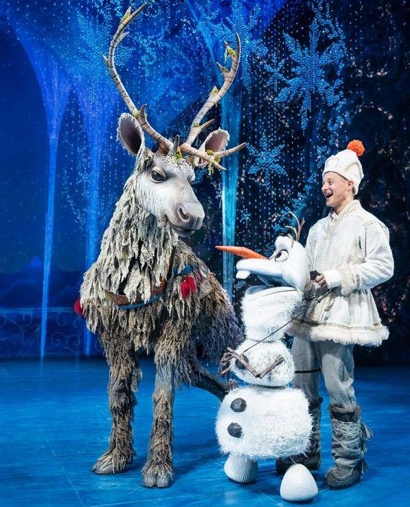 Sven and Olaf in Frozen