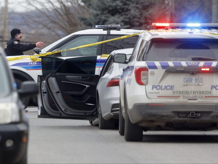  A Friday photo of the scene of the shooting on Avondale Avenue in Ottawa.