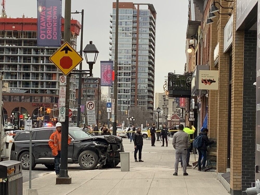 La Bottega Nicastro ByWard Market collision