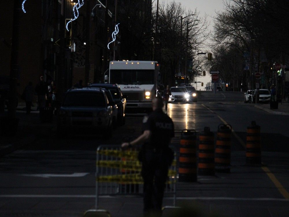  Decorative lights, street lights and vehicle lights were taking effect for several minutes during the totality stage of the eclipse. Photo on Monday, April 8, 2024, in Cornwall, Ont. Todd Hambleton/Cornwall Standard-Freeholder/Postmedia Network