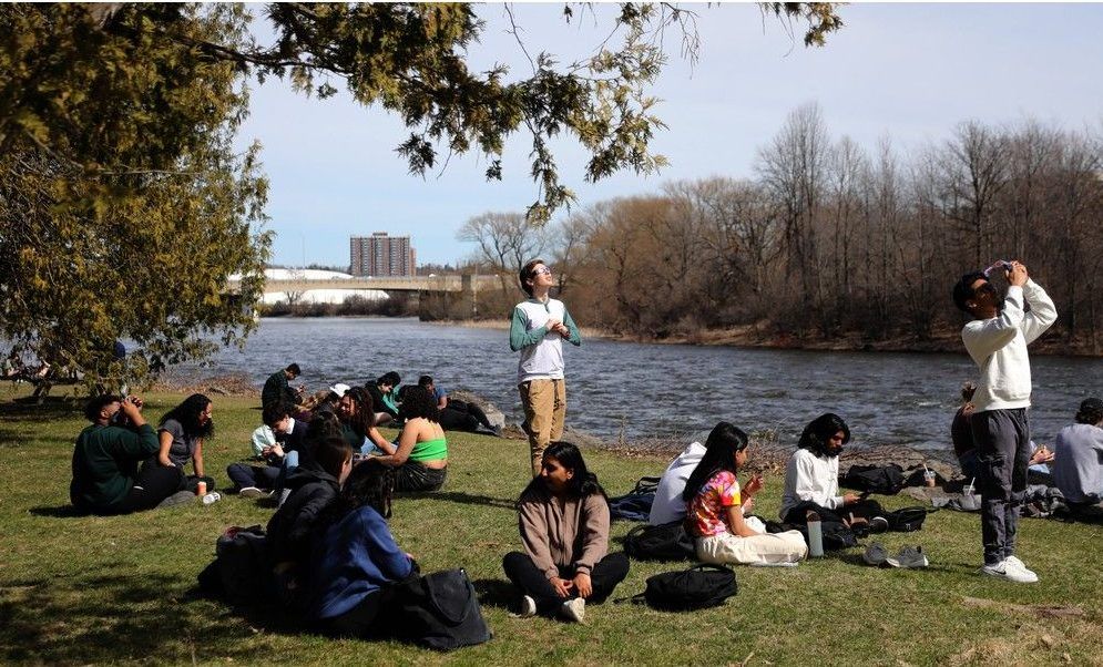  Many students and staff attended a solar eclipse party at Carleton University in Ottawa.