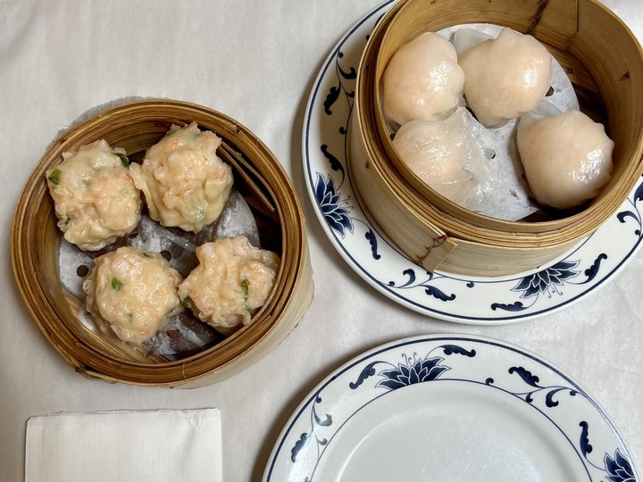  Shrimp shiu mai and shrimp har gow dumplings are dim sum staples at the Mandarin Ogilvie, which is winding down its 36-year run.