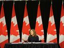 财政部长克里斯蒂亚·弗里兰（Chrystia Freeland）一直在努力说服加拿大人改变资本利得税。