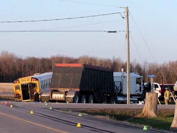  Six children and the driver of a school bus were taken to hospital with non-life-threatening injuries Monday after the bus collided with a truck along Route 400 at MacDonald and Leclerc roads in Russell on Monday afternoon.