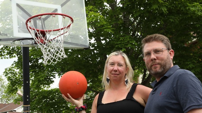 Stittsville locals must go through hoops to play basketball on street