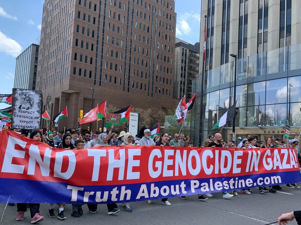 Palestinian protesters