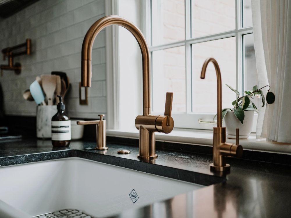 More eclectic looks are prevailing. Faucets are now available in stainless steel, matte black, polished nickel and bronzed gold finishes.