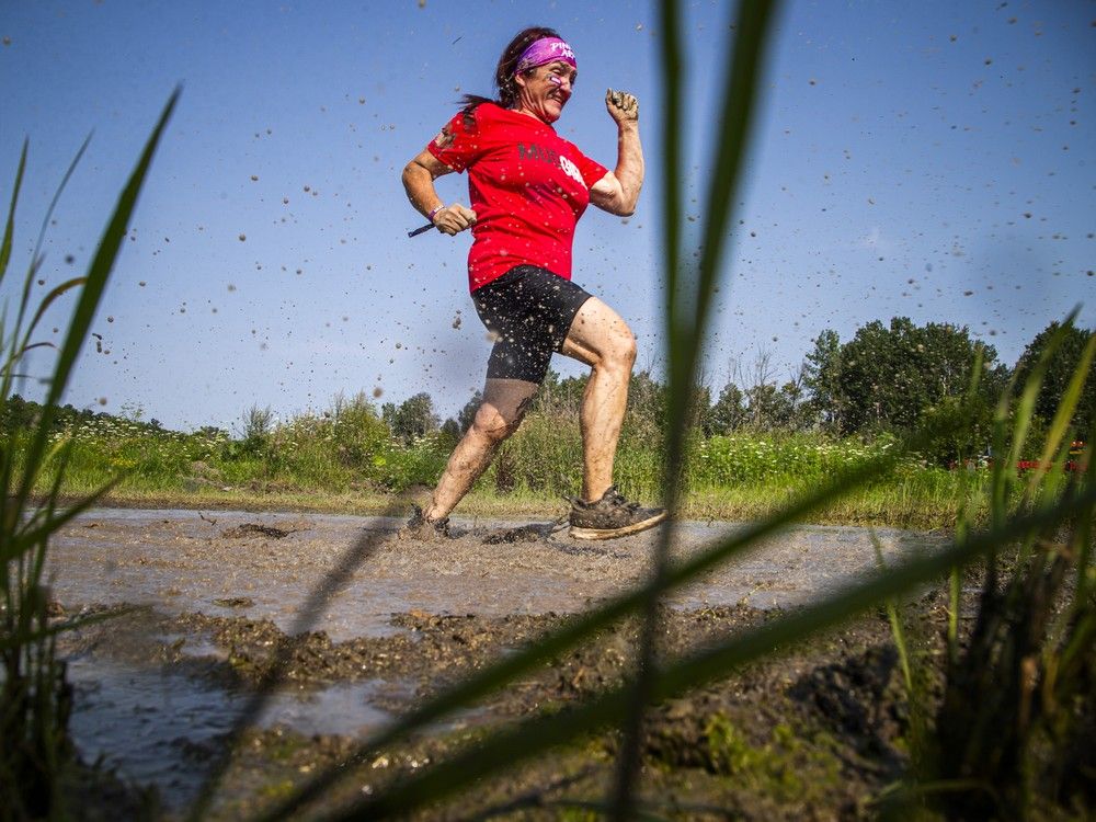 MUDGIRL brought their entry-level obstacle course 5K run to Wesley Clover Park.