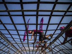 MUDGIRL brought their entry-level obstacle course 5K run to Wesley Clover Park.