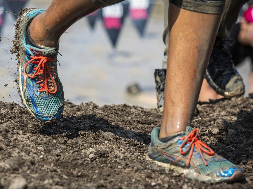 MUDGIRL brought their entry-level obstacle course 5K run to Wesley Clover Park.