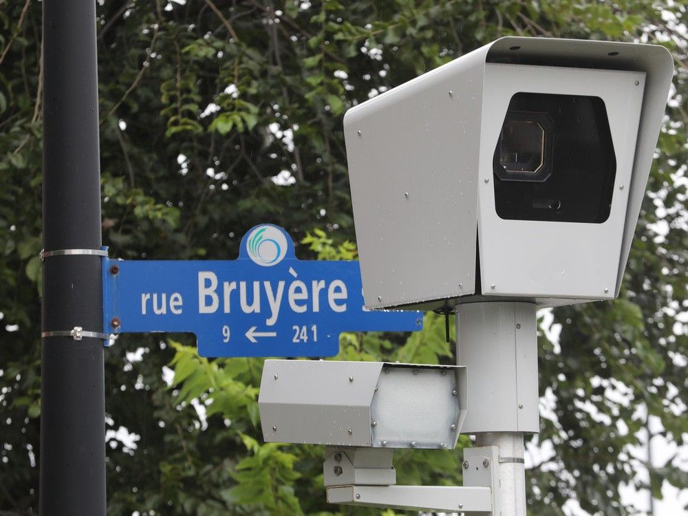 Ottawa's speeding, red light cameras raked in $26.6 million last year