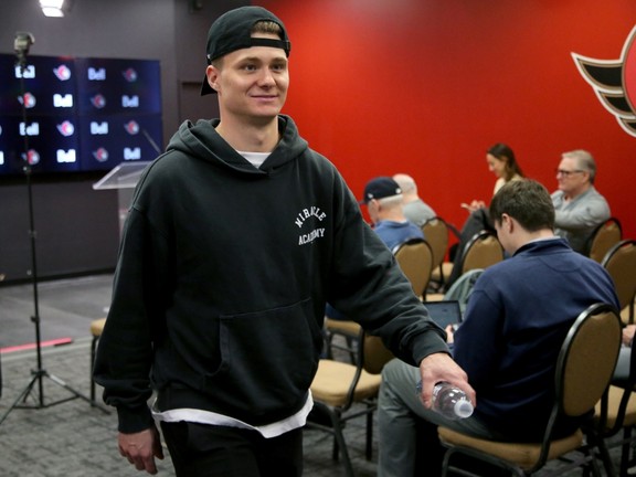 Tim Stutzle loves being in Ottawa, wants to help Senators win | Ottawa ...