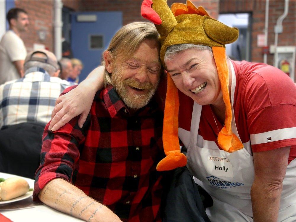 Ottawa Mission serves Thanksgiving meals Monday, bringing total for week to a record 17,257