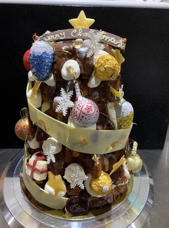  pandoro gelato is a ice cream-filled cake for christmas made at dolci sapori bakery and cafe on somerset street west.