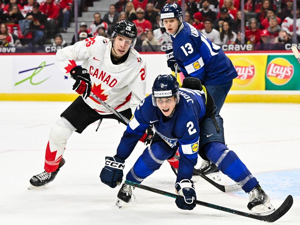 Canada coach Dave Cameron shuffles the deck at hyped-up World Juniors