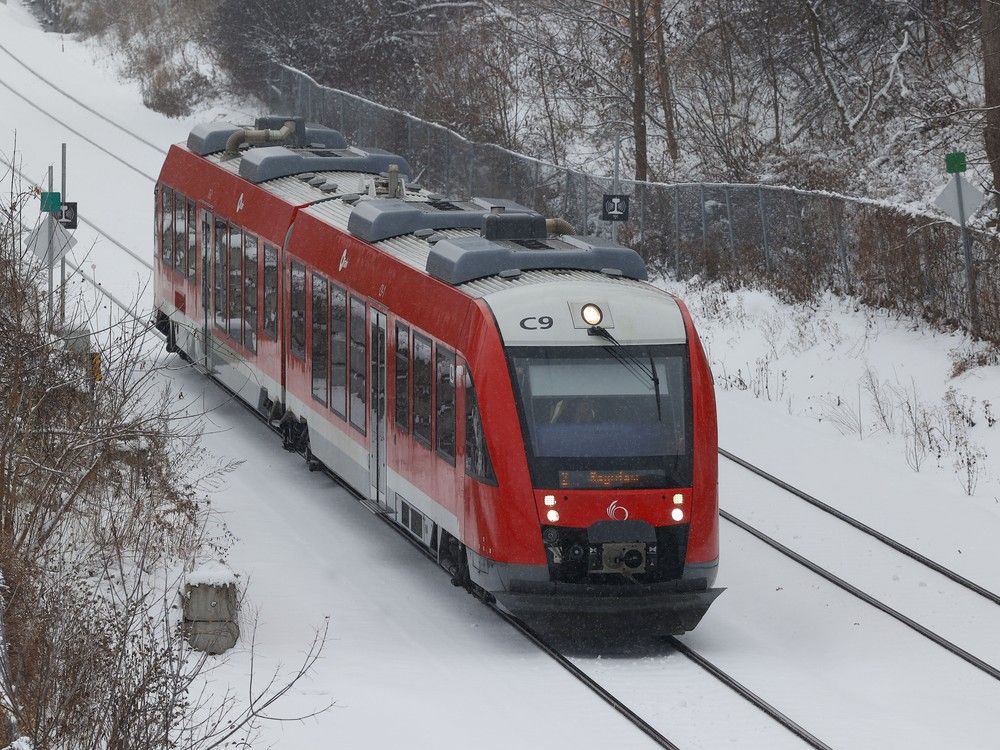  trillium line lrt near bayview in ottawa on thursday.