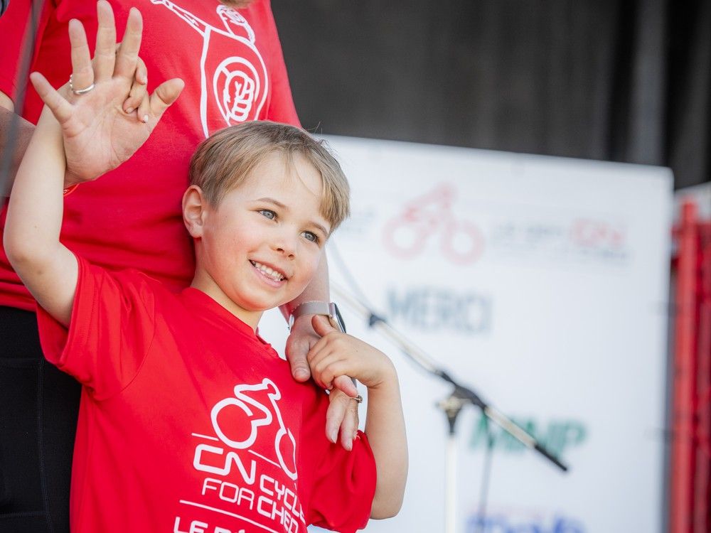  Five-year-old Easton Adams of Team East had a very powerful moment on stage when he rang the bell signalling his treatment has finished. Adams was diagnosed with B-Cell Acute Lympocytic Leukemia when he was just three years old. He will ring the actual bell at CHEO on May 14th.