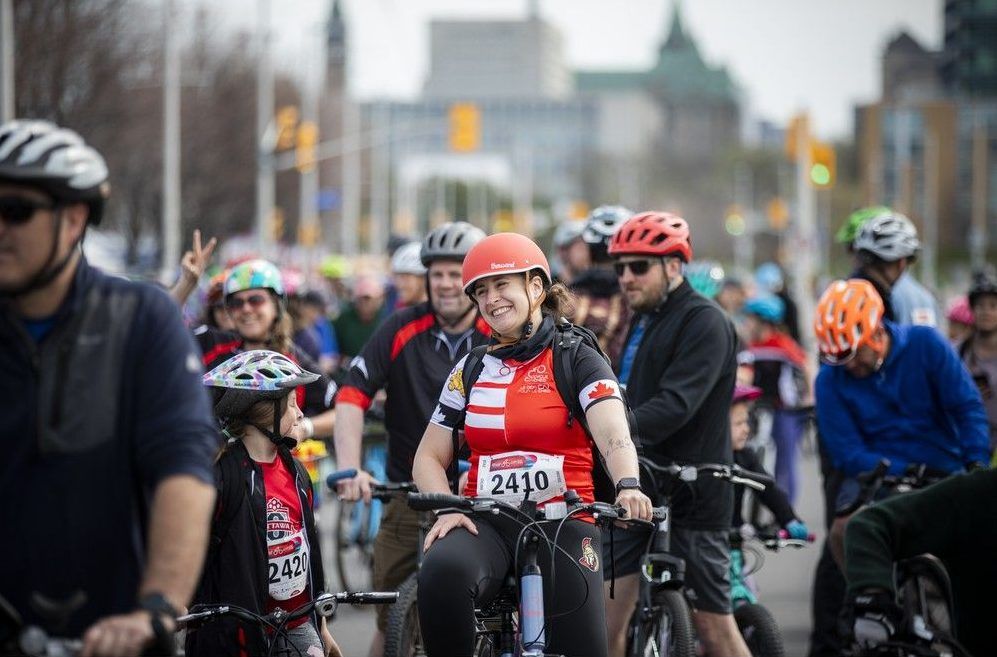  Cyclist prepared to roll out on the 15K loop along the Ottawa River.