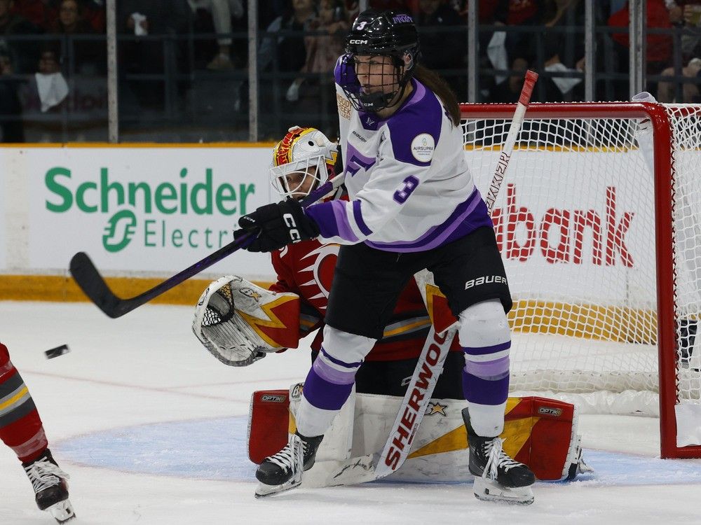 Late goal costs Charge as Game 2 of PWHL final goes to Frost