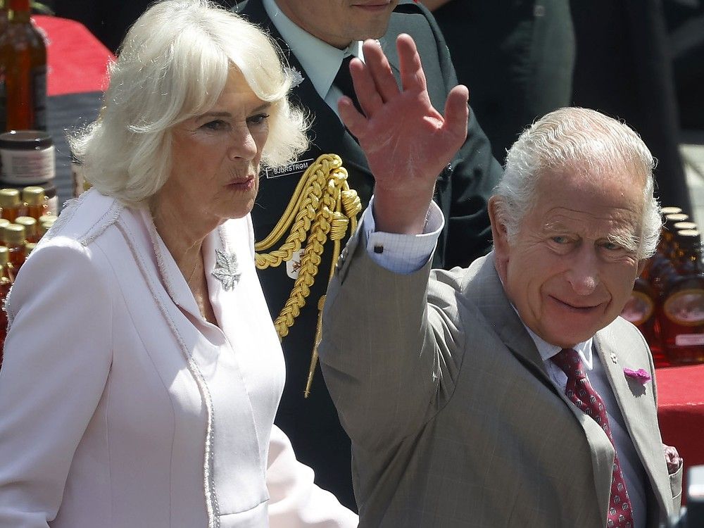 Exuberant crowds greet King Charles at Lansdowne and Rideau Hall
