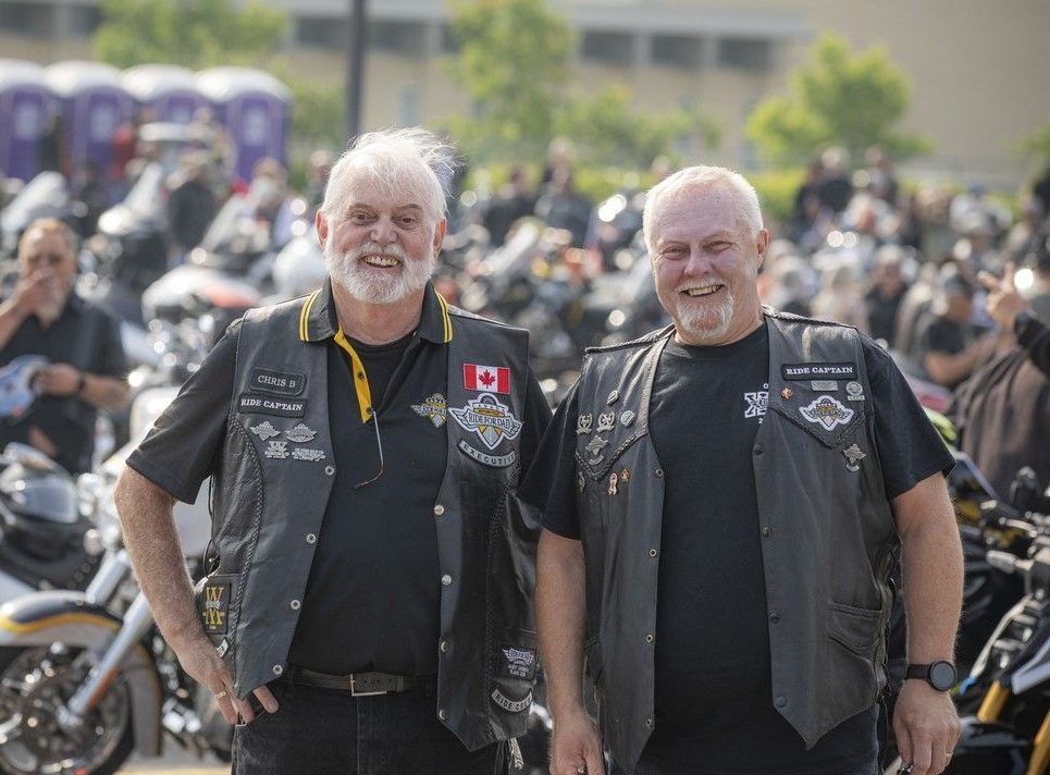  Chris Bell and Roger Cavanaugh, the Ottawa ride captains.