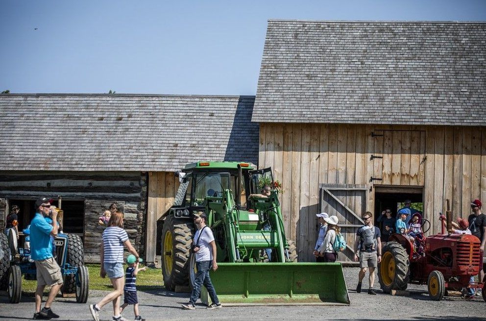  Saturday was also touch a tractor themed day with tractors ranging in age from the early 1900’s to modern machines that kids were able to climb up on and pretend to drive.