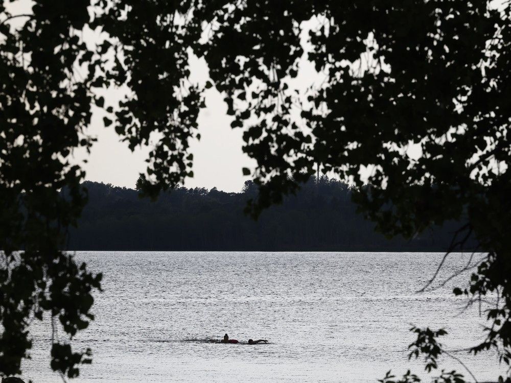 Widow of man who drowned at Westboro Beach praises those who saved her son