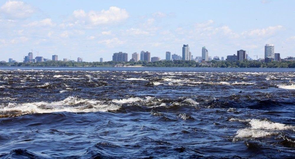  The Deschênes Rapids, near the Britannia yacht club, are creating a lot of Ottawa River rescues by the Ottawa Emergency Services by people poorly judging the strength of the current and by not following the on water warnings and markers.