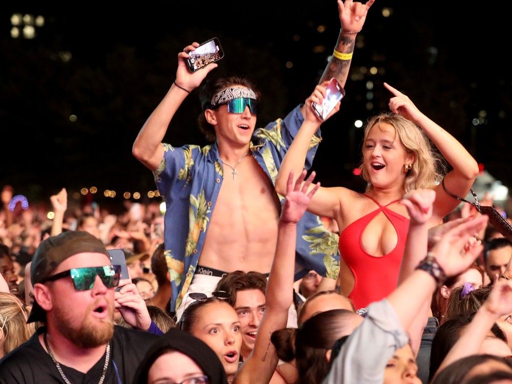  The crowd got rowdy as Jamaican dancehall pioneer Sean Paul hit the stage Thursday evening at Lebreton Flats.Photo by JULIE OLIVER/Postmedia