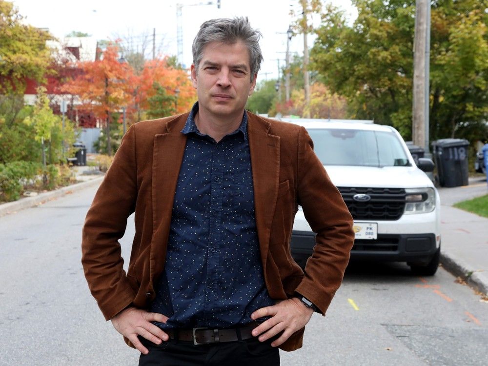 Benoit Delage is director general of CREDDO, a regional environmental council on the Quebec side that played a role in facilitating talks between Communauto and the cities of Gatineau and Ottawa,

 Communauto's FLEX program, a new-to-Ottawa-Gatineau car-sharing program in which users can hire Communauto vehicles for one-way trips, with pickups at one location and drop-offs at another. 