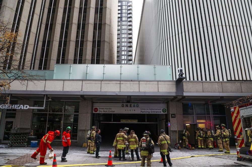 A vault fire at 160 Elgin drew emergency teams. A vault fire at 160 Elgin drew emergency teams.