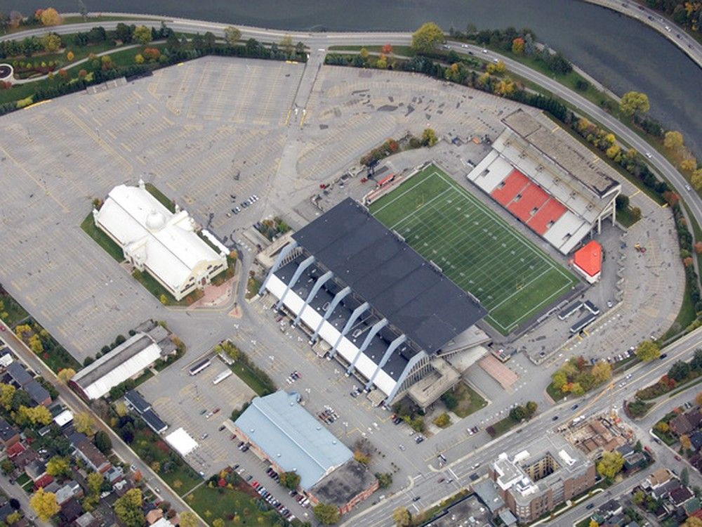  An early fall morning overhead shot of Lansdowne Park in a 2007 file photo.