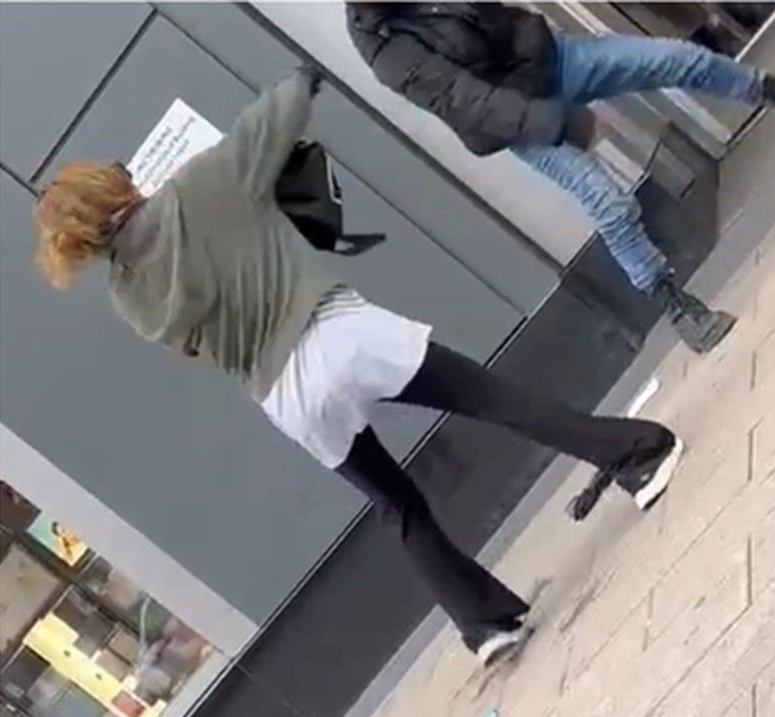 The Ottawa Police Service is seeking the public’s assistance in identifying a suspect after a stabbing in the 0-100 block of Rideau Street on Oct. 24, 2025. The Ottawa Police Service is seeking the public’s assistance in identifying a suspect after a stabbing in the 0-100 block of Rideau Street on Oct. 24, 2025.