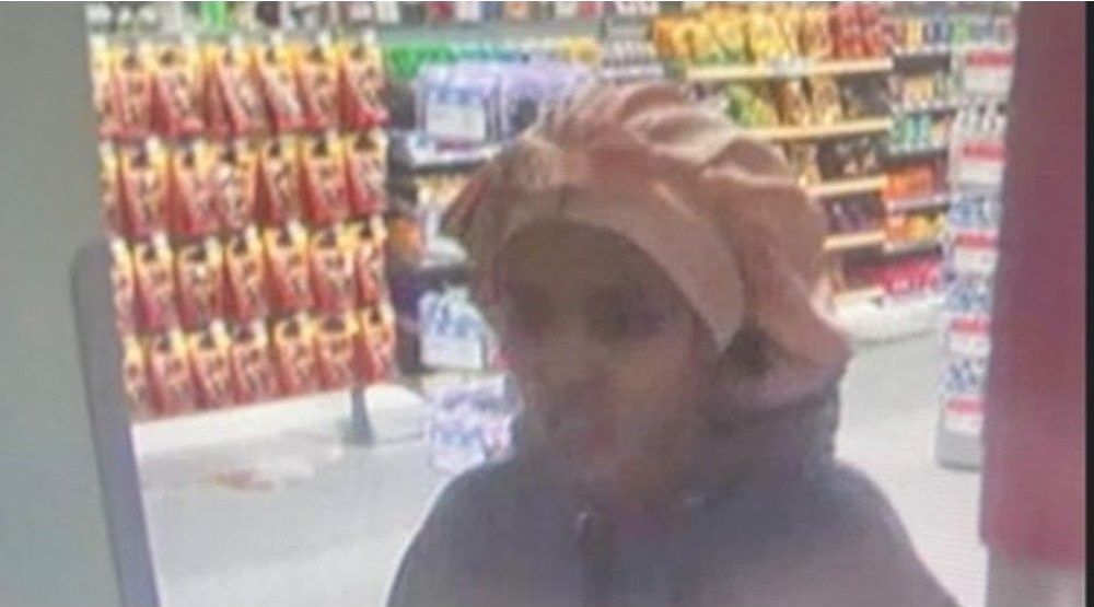  Ottawa Police Service released several photos of four suspects believed to be involved in a “bank investigator” scam. Ottawa Police/Handout