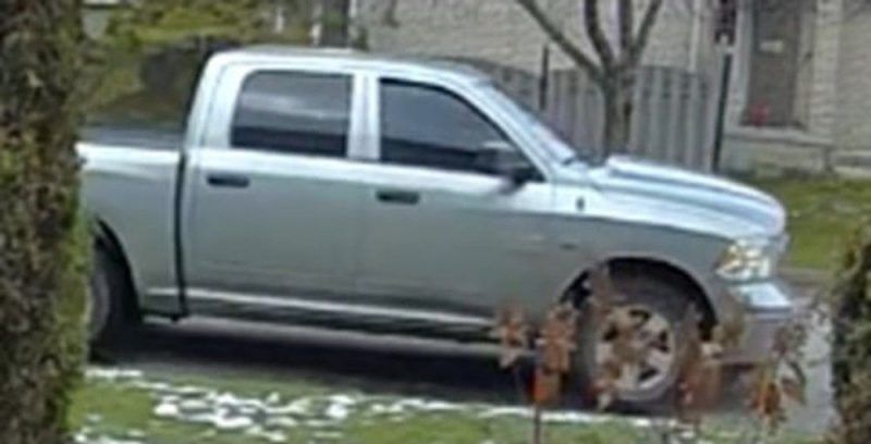  Ottawa police released a photo of this vehicle, believed to be linked to a series of break and enters.