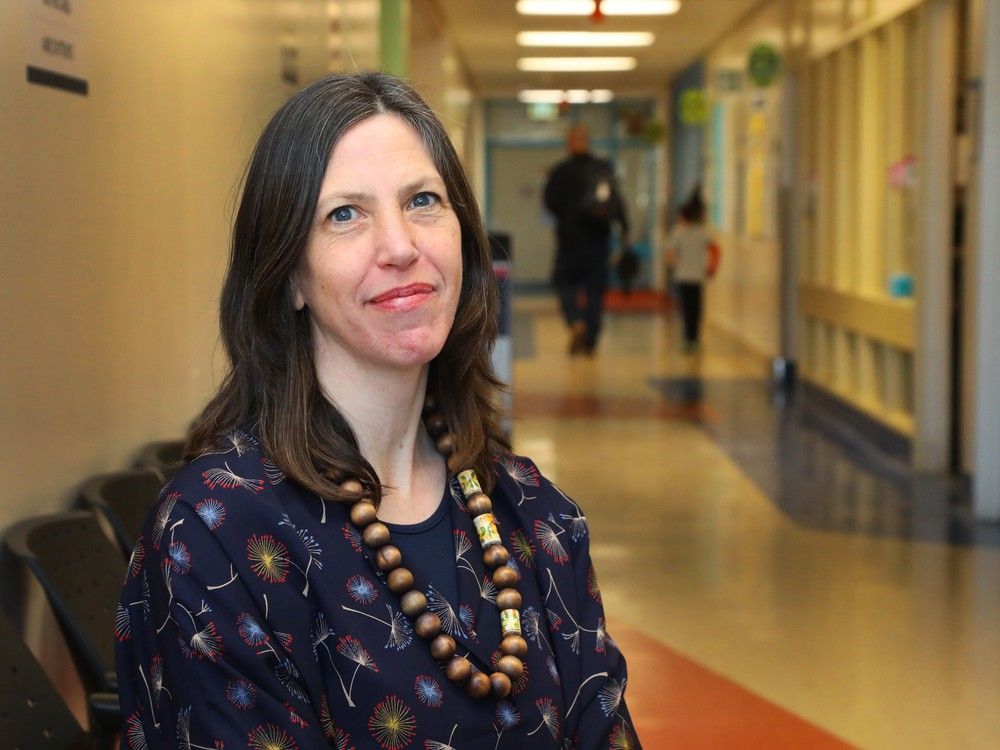 CHEO asks doctors for urgent help as flu season ramps up