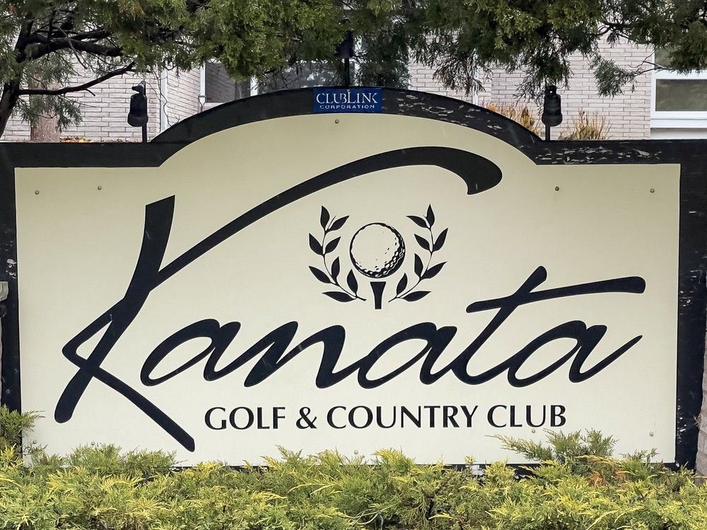  A file photo of signage for the Kanata Golf and Country Club. ClubLink, which owned the golf course, announced the full shutdown of its operations in late October 2025.