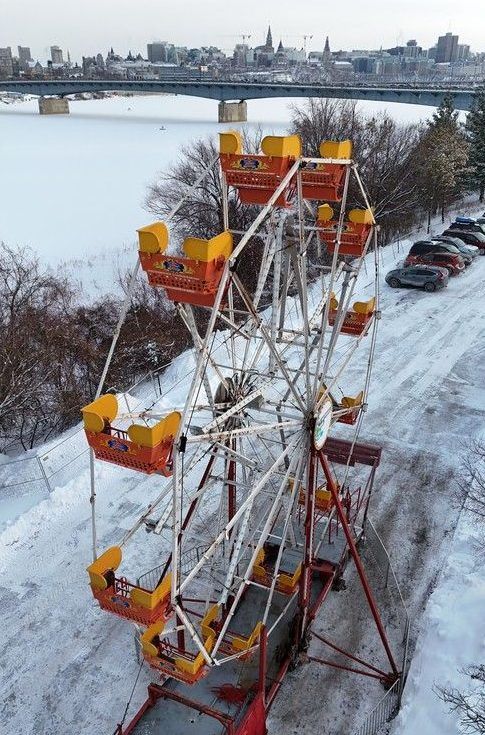  The ferris wheel at Jacques-Cartier Park in Gatineau stands 50 feet tall.
