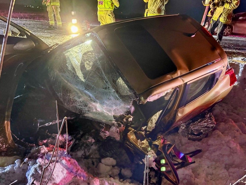  A teenaged woman was sent to hospital after a head-on crash on Eagleson near Fallowfield Tuesday night.