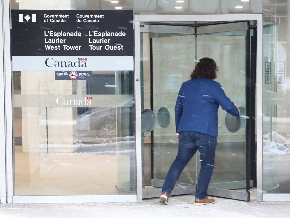 Return-to-office math doesn’t seem to add up, commercial real estate brokers say