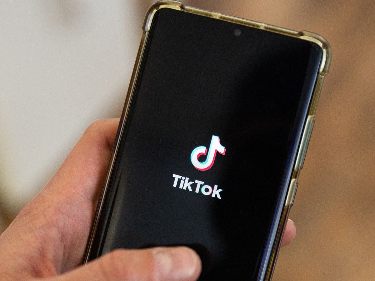  The federal government reversed its decision to shutter the Canadian subsidiary of TikTok, keeping offices in Toronto and Vancouver open. However, the social media app continues to be banned for government devices.