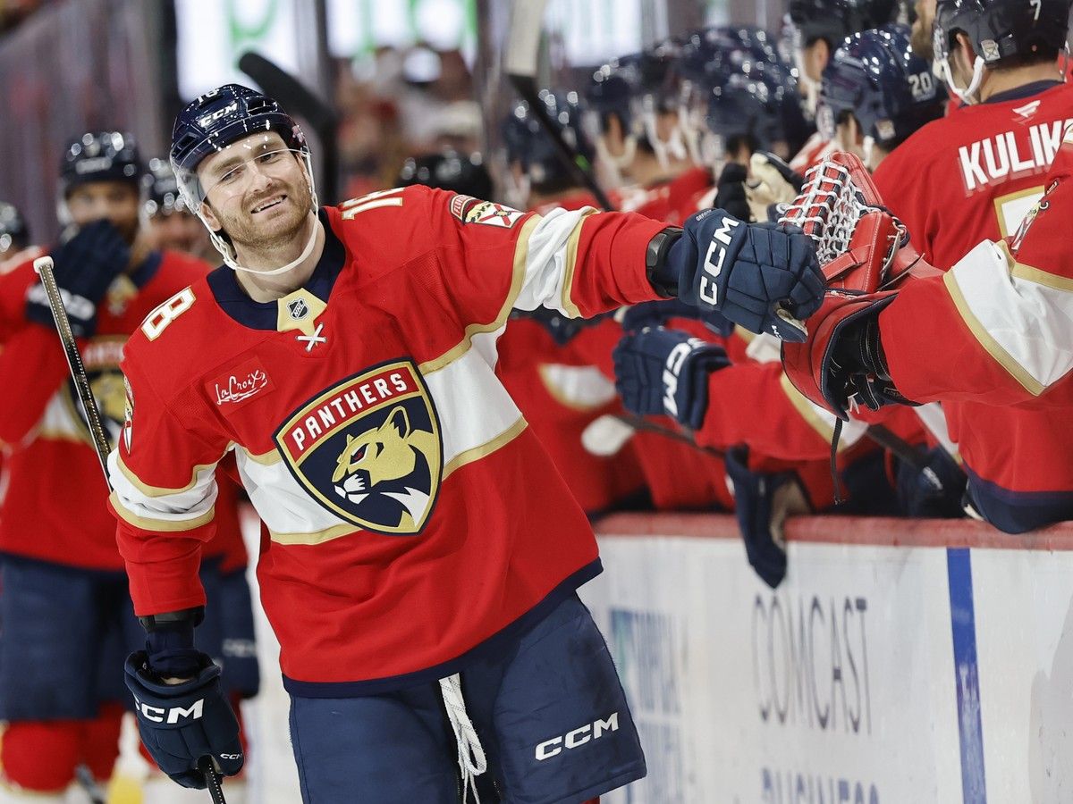 Senators' Ullmark throws it all away in back-breaking loss to Panthers