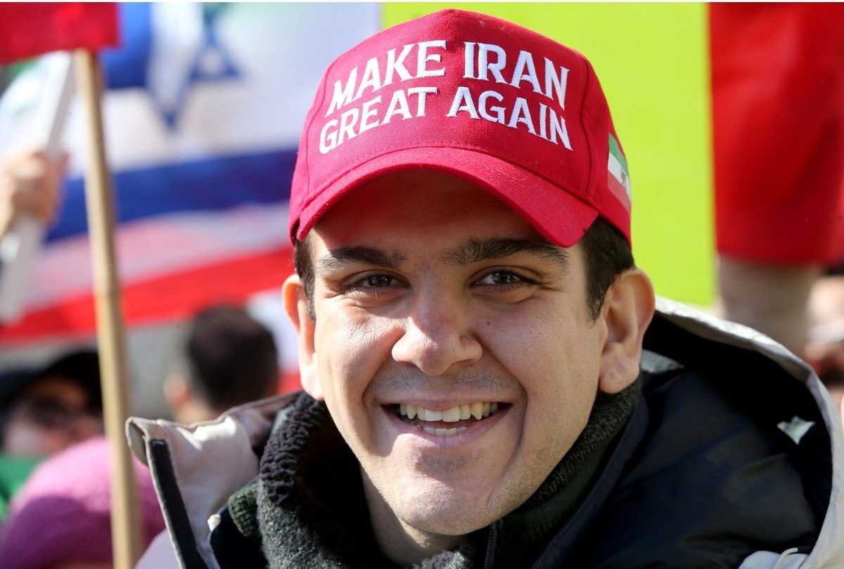 Counter protesters rally against an anti-war demonstration in downtown Ottawa on March 4. Photo by JULIE OLIVER/Postmedia Counter protesters rally against an anti-war demonstration in downtown Ottawa on March 4. Photo by JULIE OLIVER/Postmedia