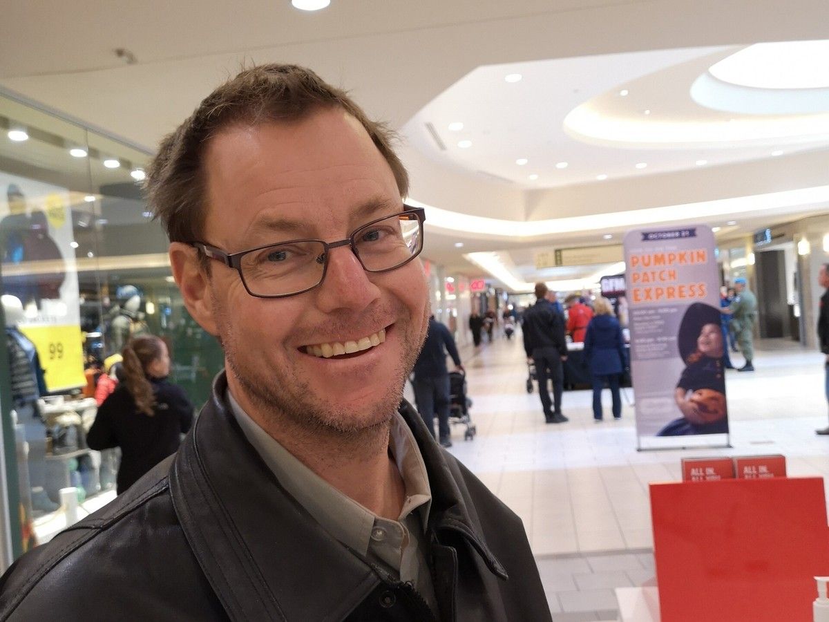Crossing guard Peter Clark died of his injures after a hit-and-run collision near a Barrhaven elementary school Monday morning.