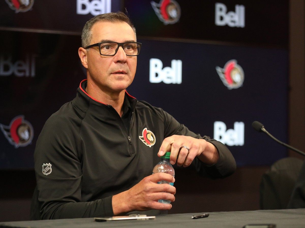  Steve Staios, general manager of the Ottawa Senators.