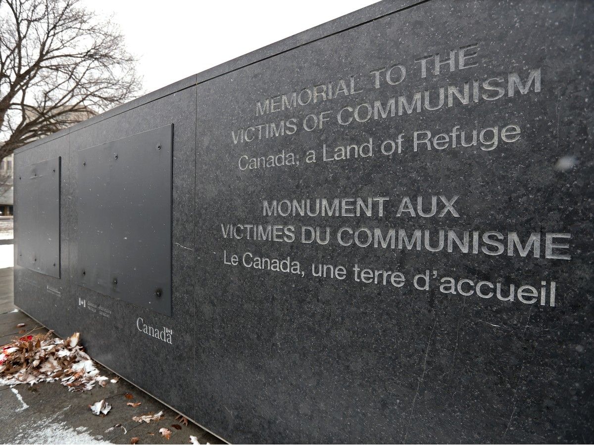 Vietnamese refugees will be left off Victims of Communism memorial: documents