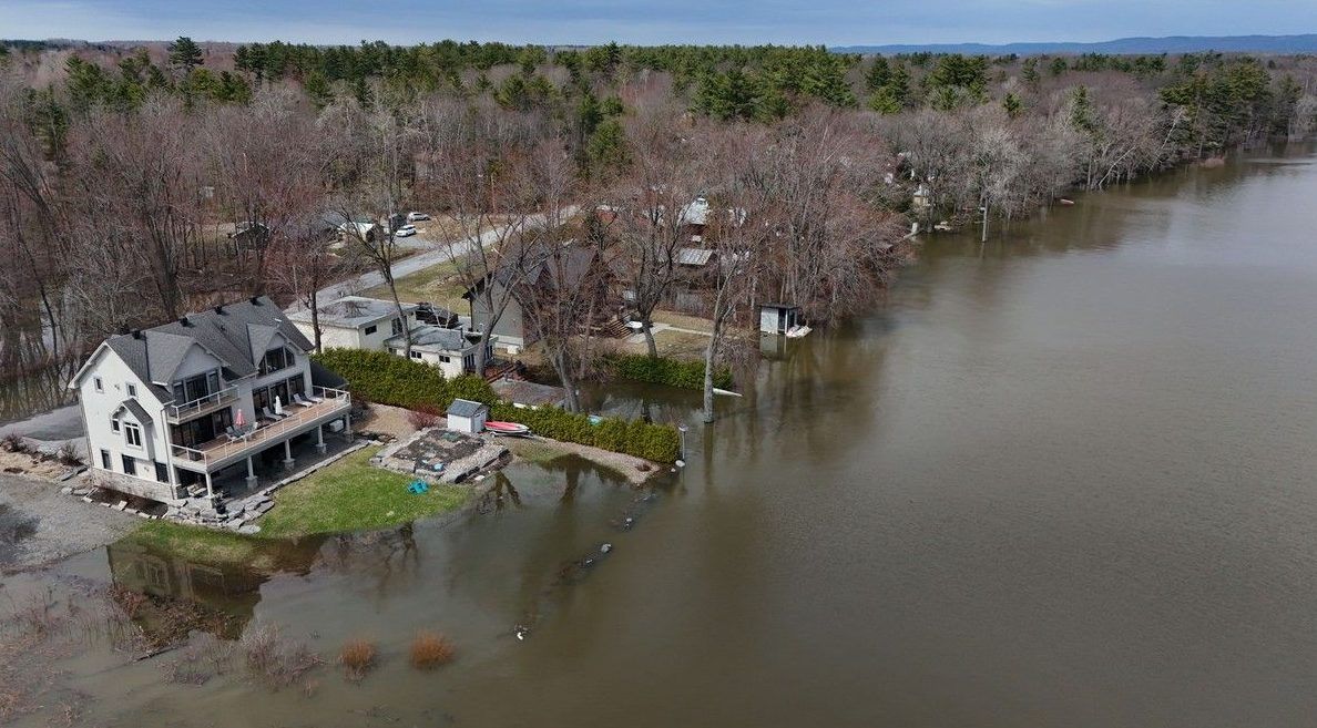  An aerial view of Ottawa River floodwaters at Constance Bay on Tuesday.