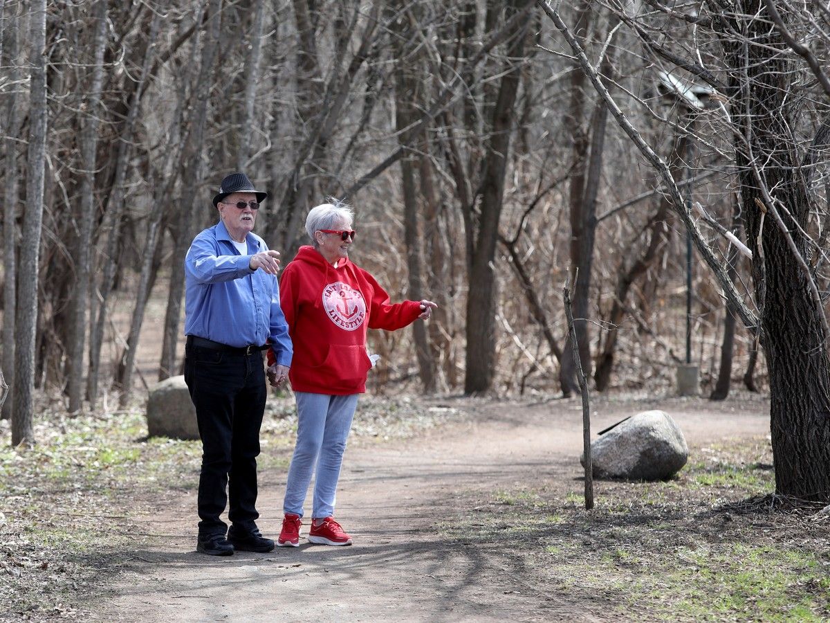  After a three-year rehabilitation process the Macoun Marsh, within Beechwood Cemetery, has finally been restored to a state that best promotes its natural biodiversity.On Earth Day, the newly restored marsh was unveiled.