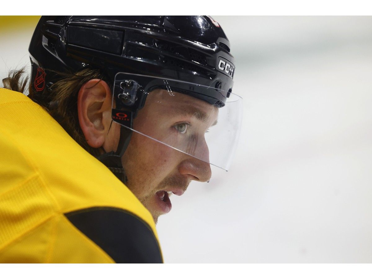 Senators mailbag: Jake Sanderson a 'game changer' in pursuit of Stanley Cup Playoffs