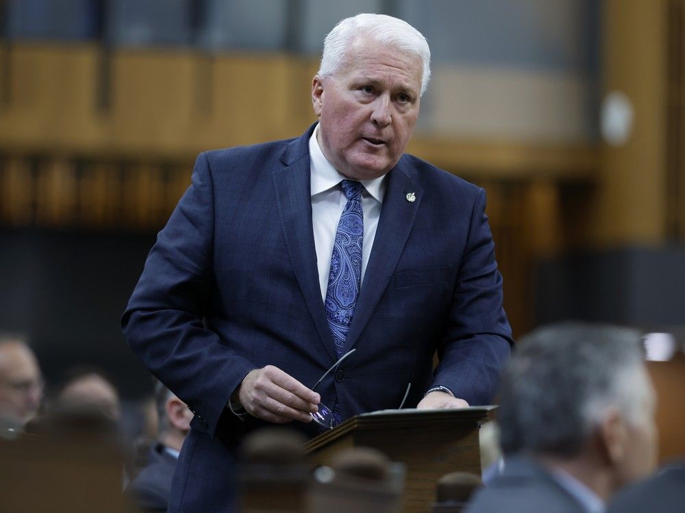 MPs propose penalties for government officials who break conflict of interest rules